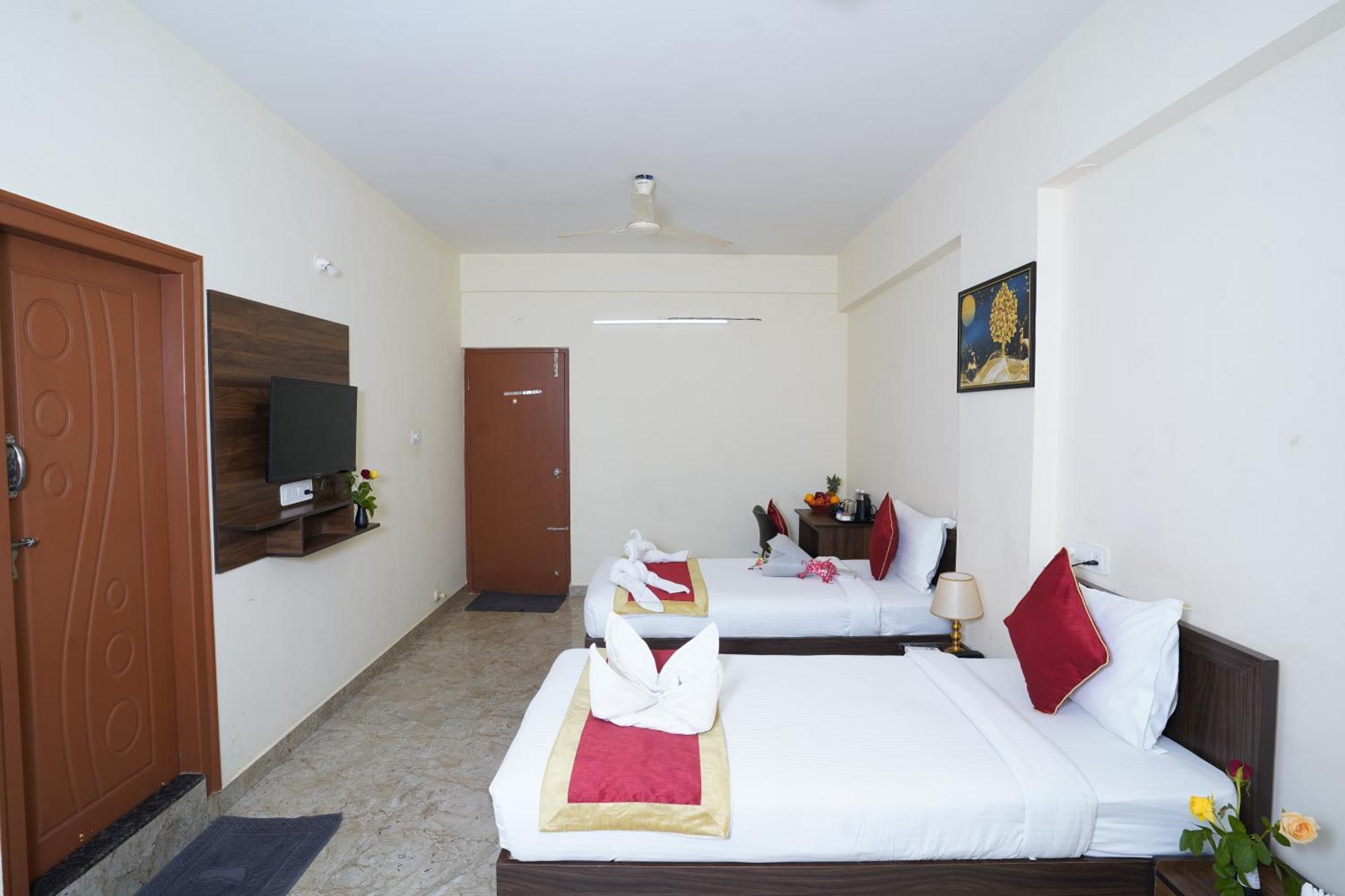 Sai Manyata Business Residency, Manyata Tech Park Hostel Bangalore Exterior photo